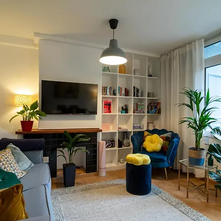 Cosy Family Retreat With Garden & Workspace London Exterior photo